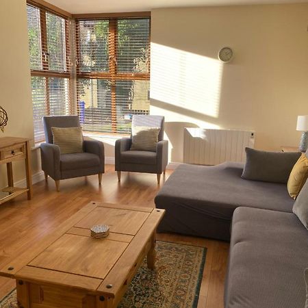 Апартаменти Glengesh Court. Ardara Town Centre. Екстер'єр фото